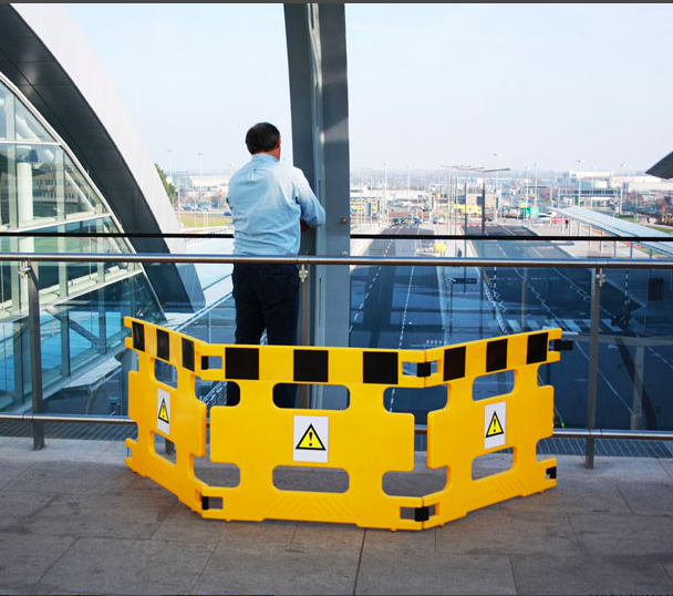 Maintenance Safety Barrier – Barriers4u – Crowd Control & Safety Barriers