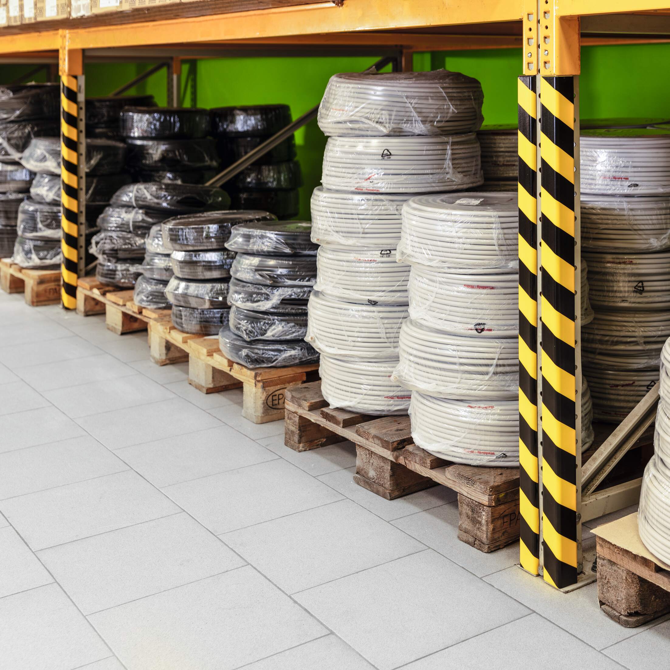 Corner Protection Profile C35 – Self-adhesive