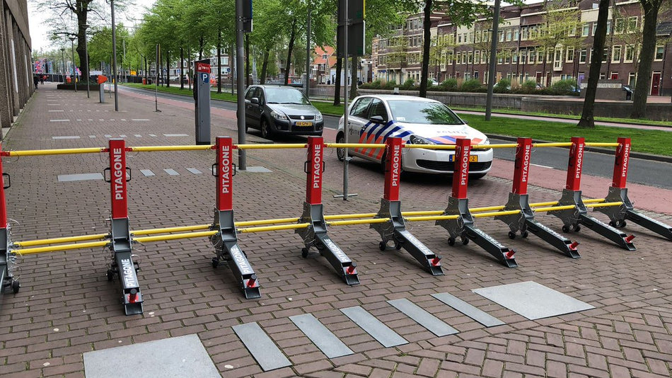 Mobile Anti-Terror-Fahrzeugbarriere -F11- (HVM-zertifiziert)