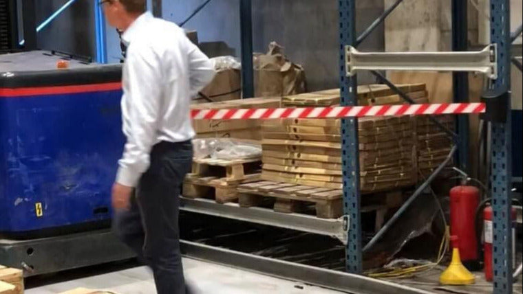 FlexiBarrier Wall Mount -Basic 450- (4,5m belt)