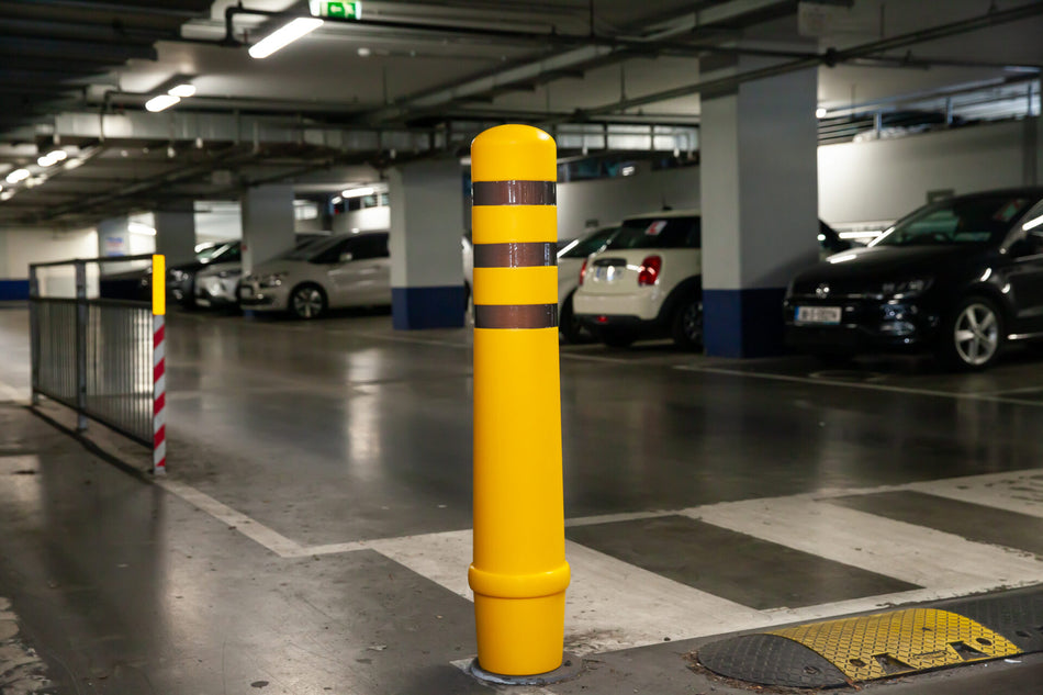 Bollard Covers – Heavy Duty Plastic Sleeves (90–215mm Diameter Options)