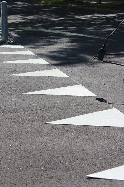 PREMARK® – Give Way Line (Shark Teeth) – Various Sizes