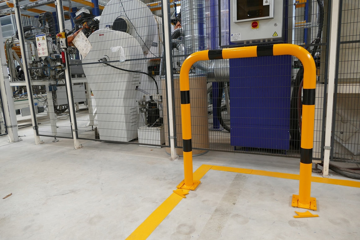 Anti-nudge hoop, removable